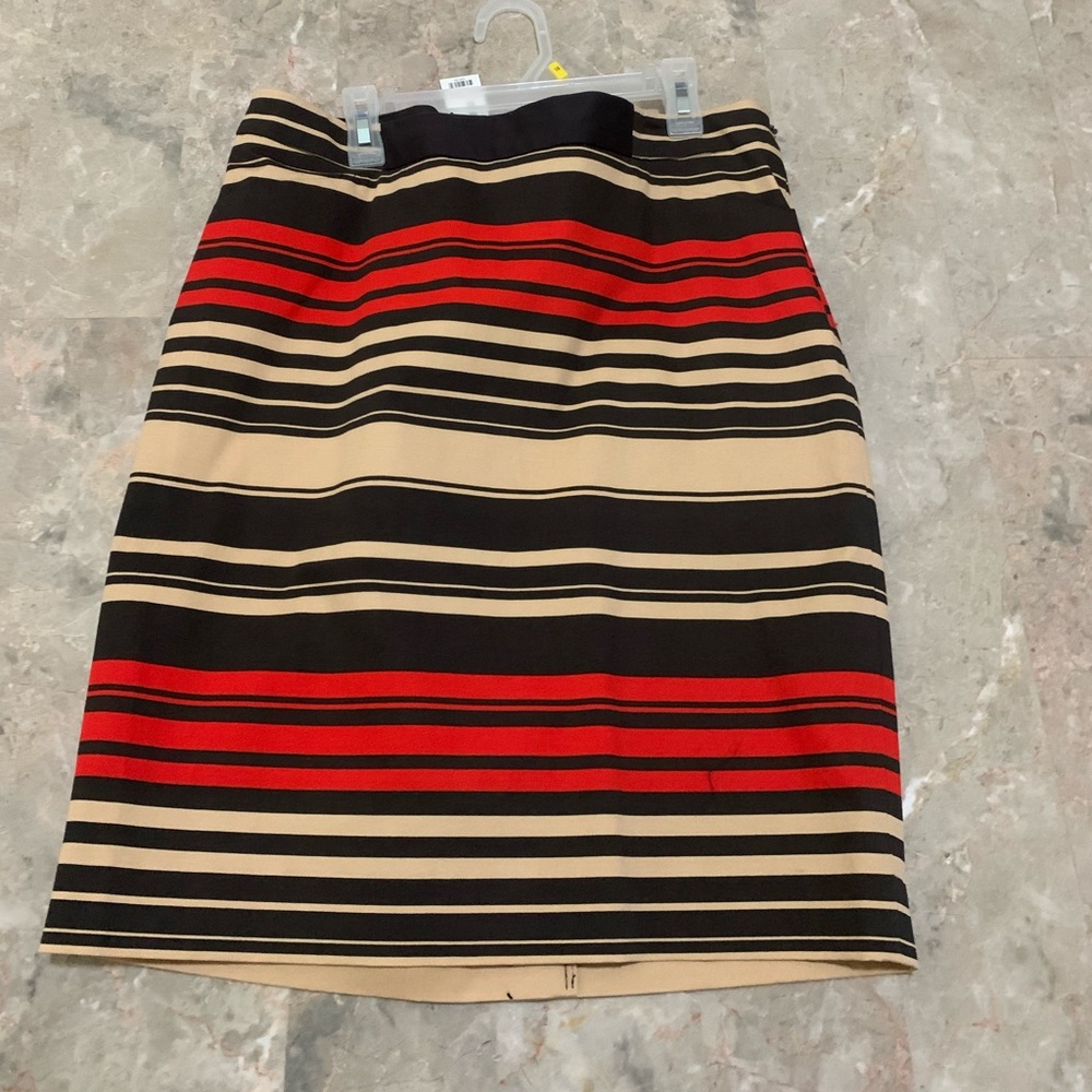 The Limited Pencil Skirt